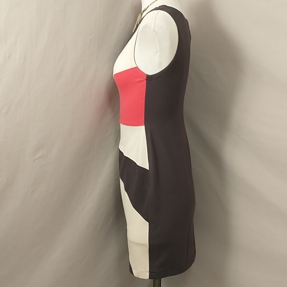 Designer Color Block Bodycon Dress Yoana Baraschi - Picture 4 of 9